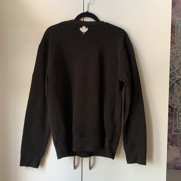 Sweatshirt - Picture 2 of 2